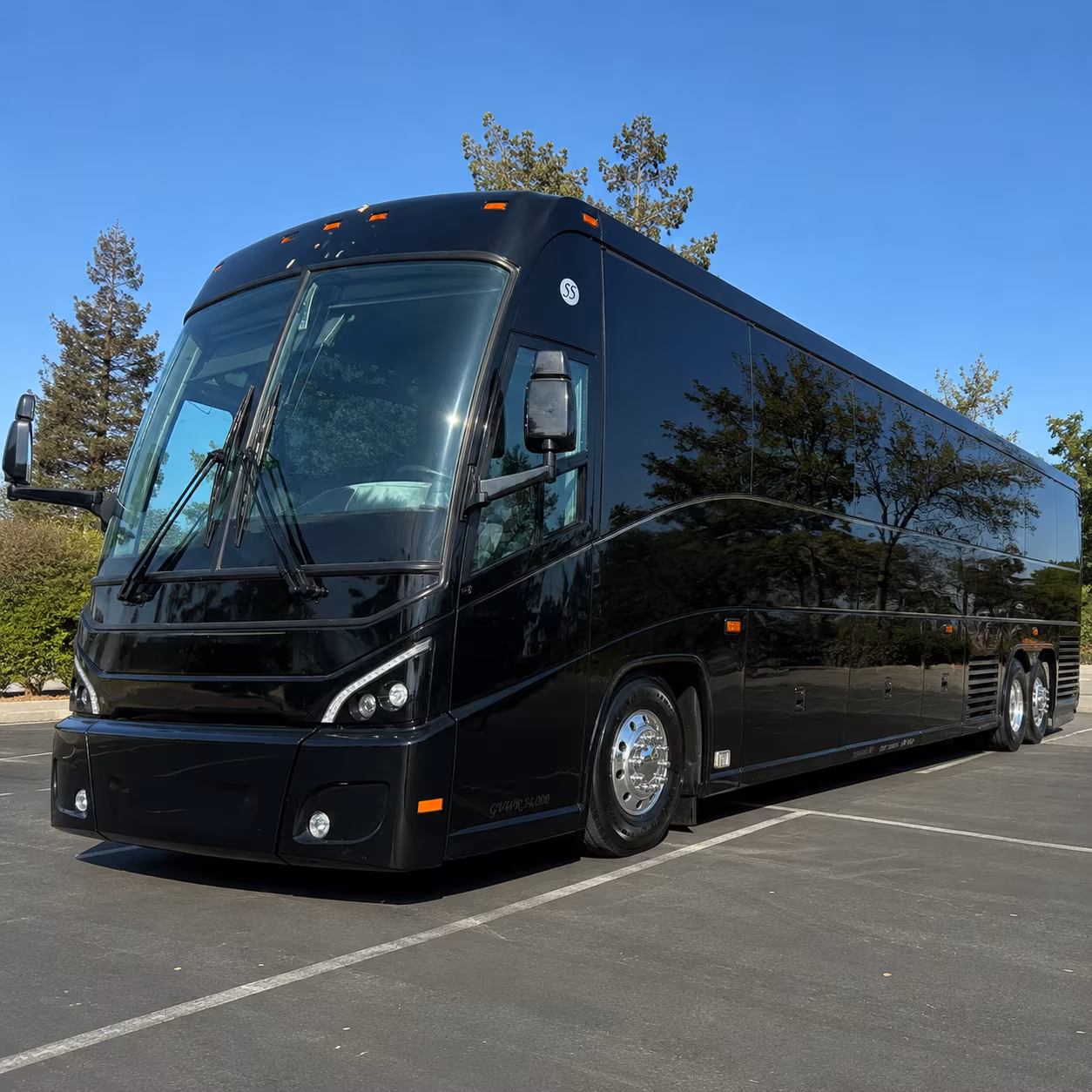 charter bus shuttles to monterey regional airport mry from watsonville