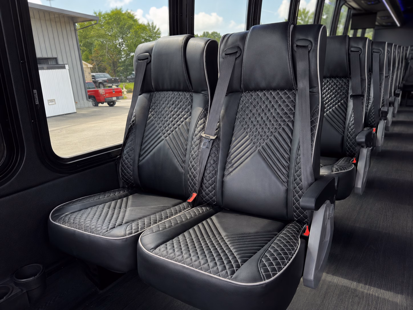 salinas valley and monterey peninsula wine tour buses